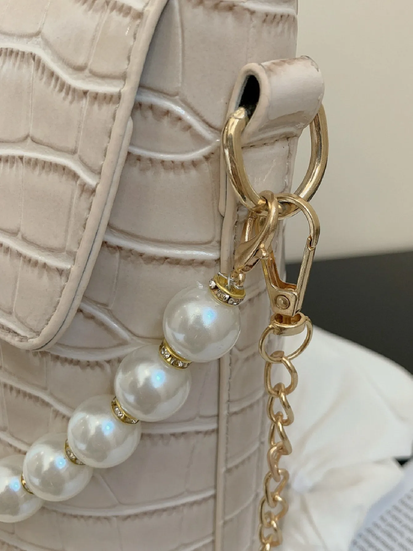 Faux Pearl Decor Croc Embossed Bucket Bag