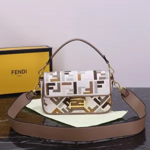FF213 Baguette / 10.6x2.3x5.9inch