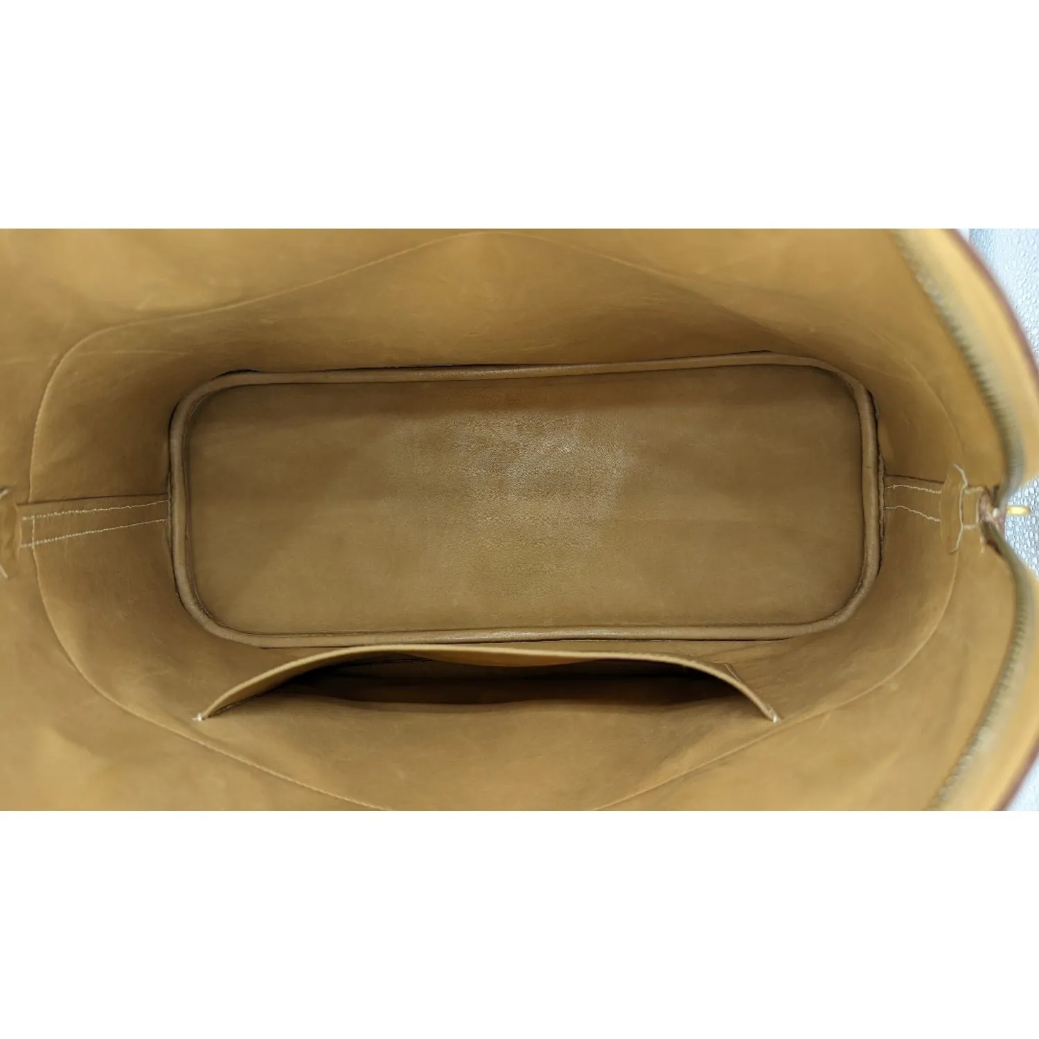 Hermès Vintage Caramel Clemence Bolide 35 Satchel