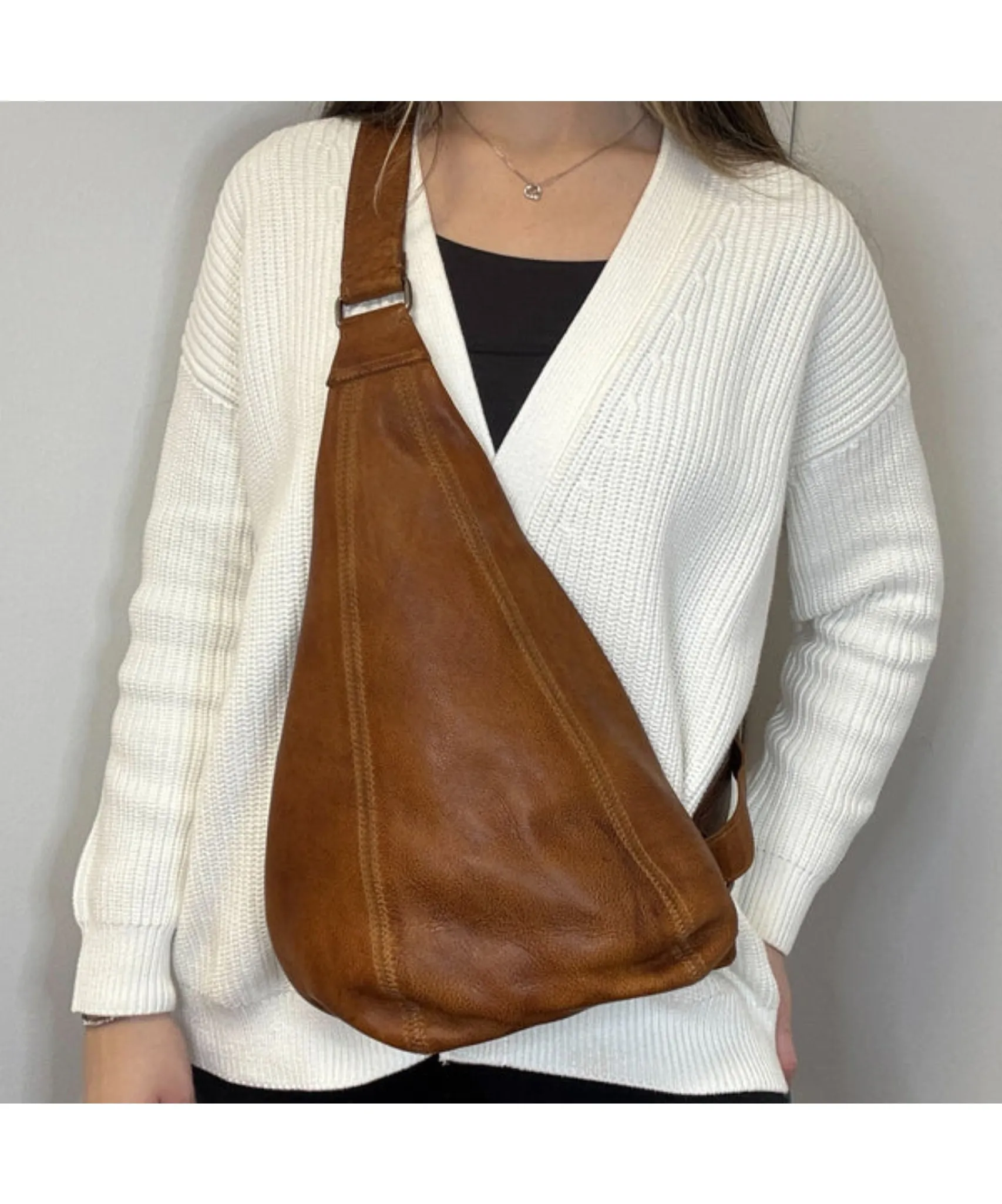 Hippy Sling Bag - Cognac Lrg