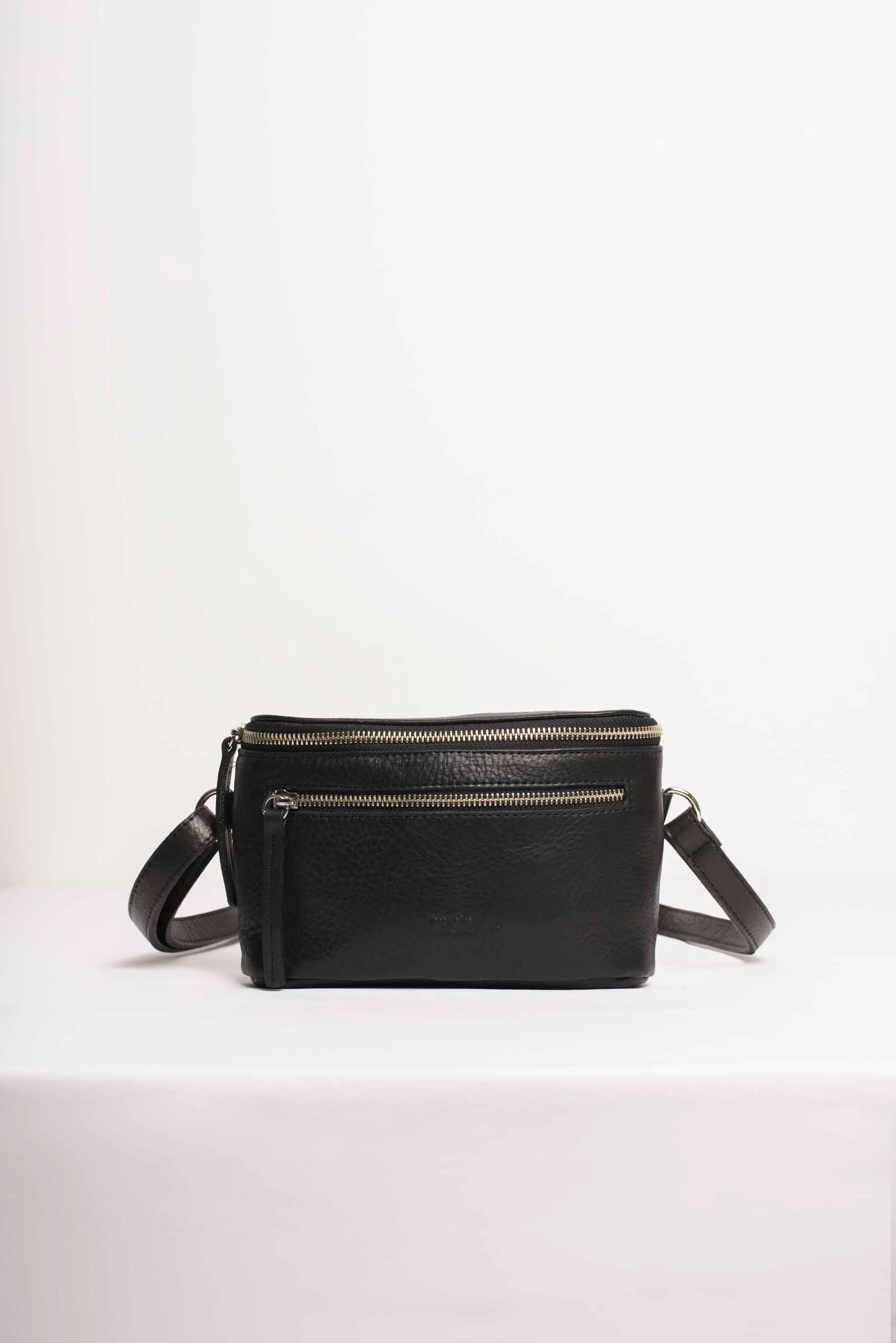 Leather fanny pack - Monte