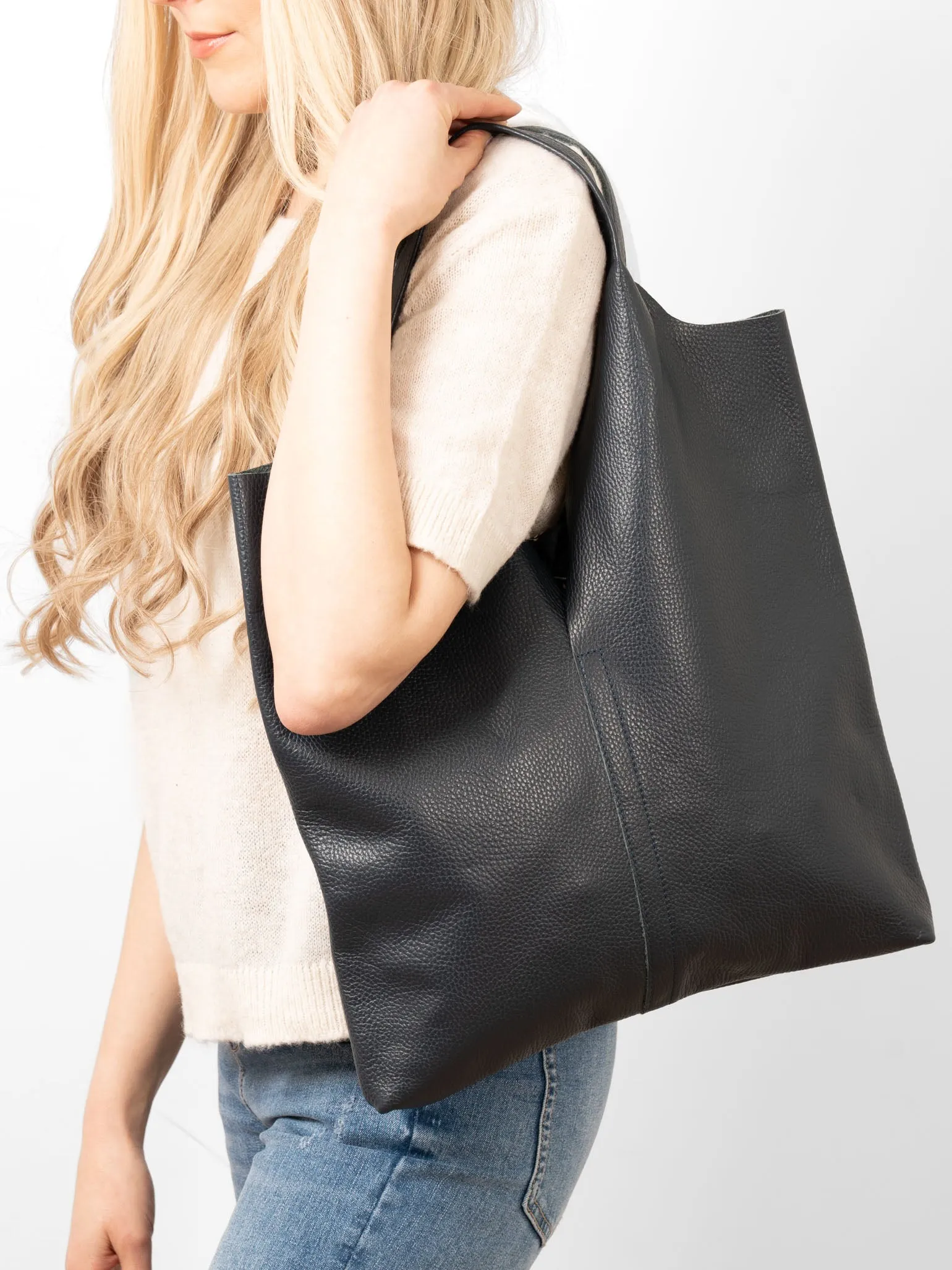 Paloma Italian Leather Shoulder Bag - Navy Blue, Pebbled