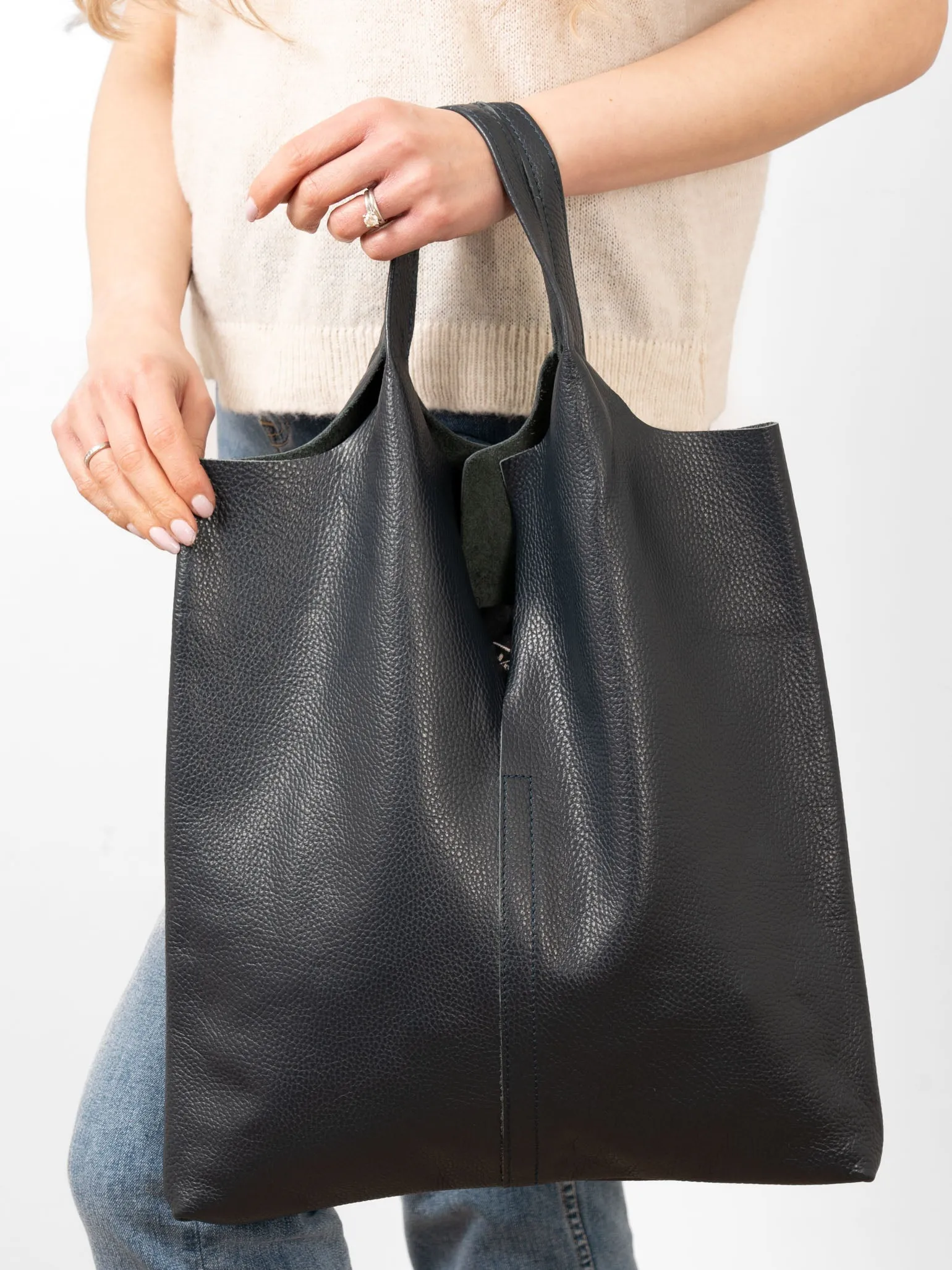 Paloma Italian Leather Shoulder Bag - Navy Blue, Pebbled